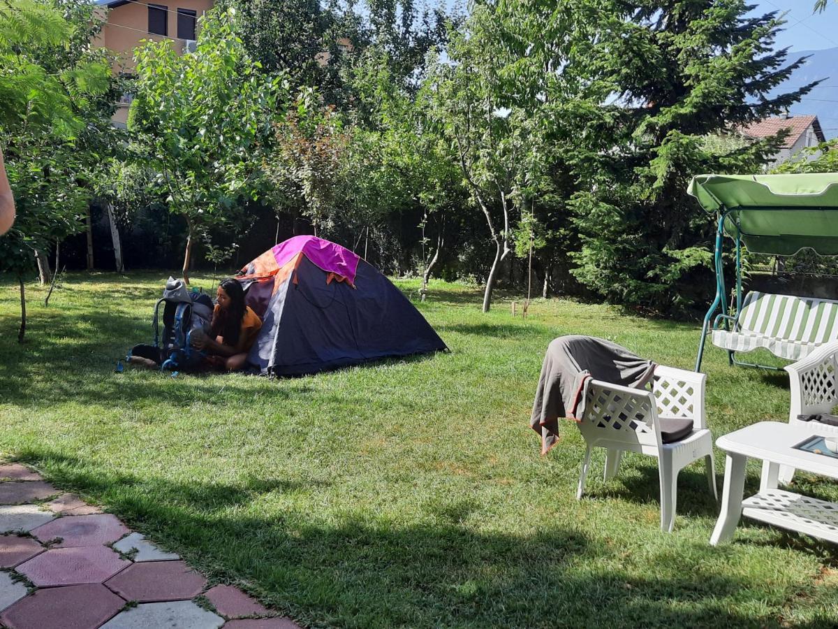 Bus Station Hostel Печ Екстериор снимка